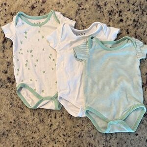LAKE baby bodysuit bundle in Parisian Green